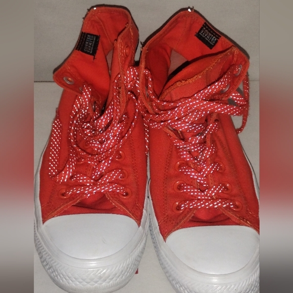 Converse All Star - Hi Top 153794F - shoe Size: 8 - Signal Red/White - - Picture 1 of 15